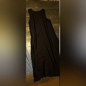 Black tank top dress with pockets